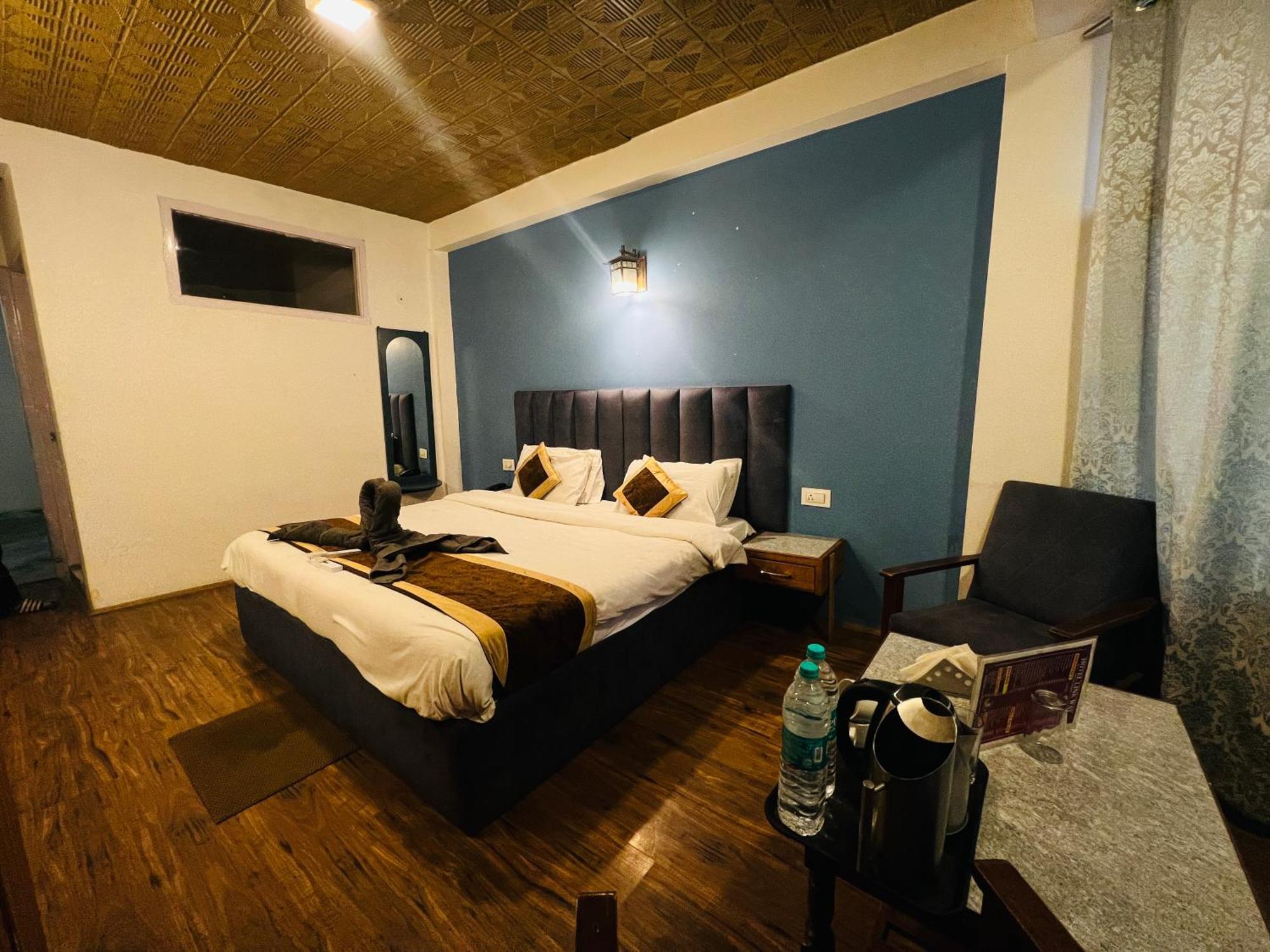 Hotel Green Link -#Near Volvo Bus Stand #Mountain View #River View #Open Terrace Manāli Eksteriør bilde