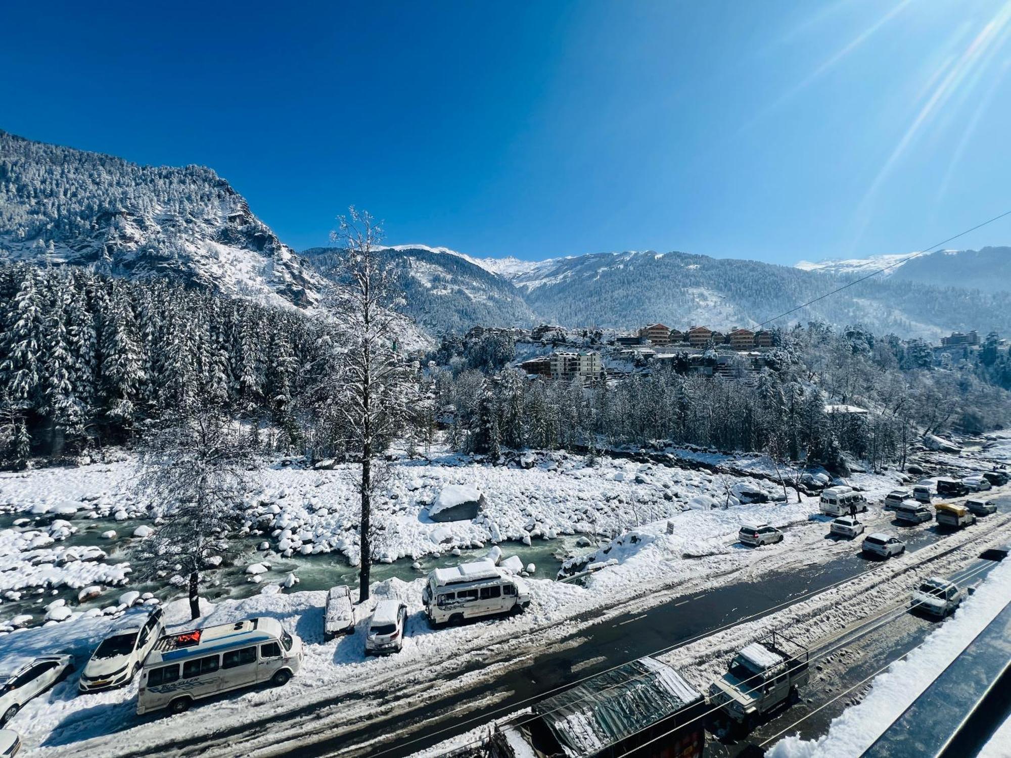 Hotel Green Link -#Near Volvo Bus Stand #Mountain View #River View #Open Terrace Manāli Eksteriør bilde