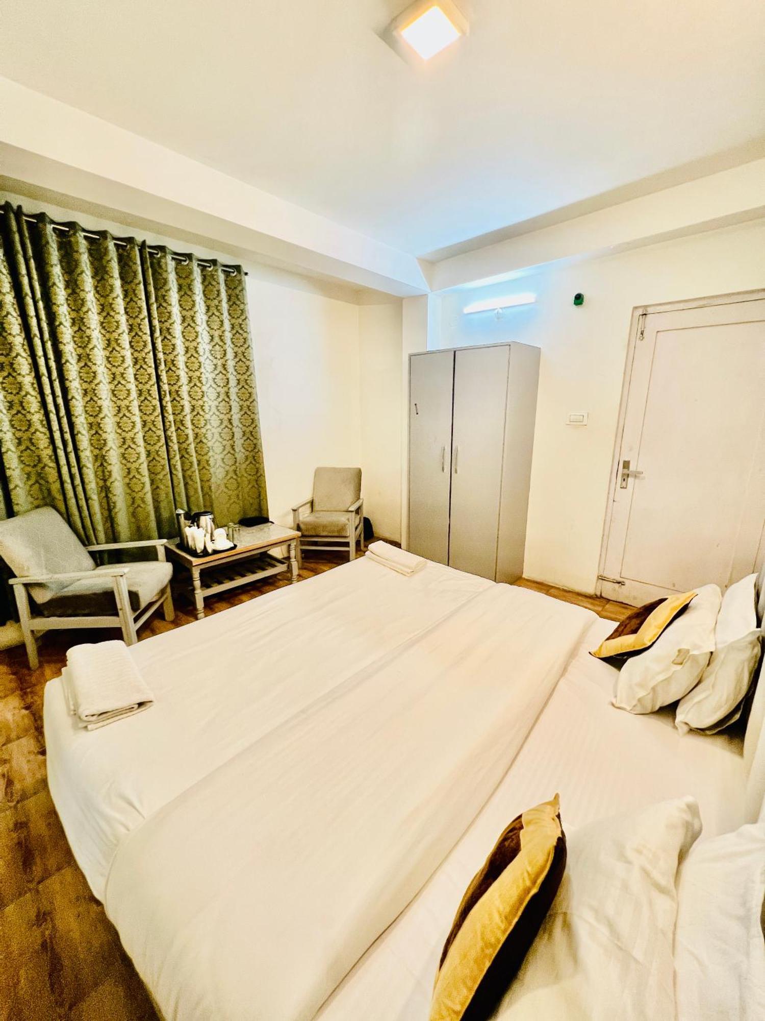 Hotel Green Link -#Near Volvo Bus Stand #Mountain View #River View #Open Terrace Manāli Eksteriør bilde