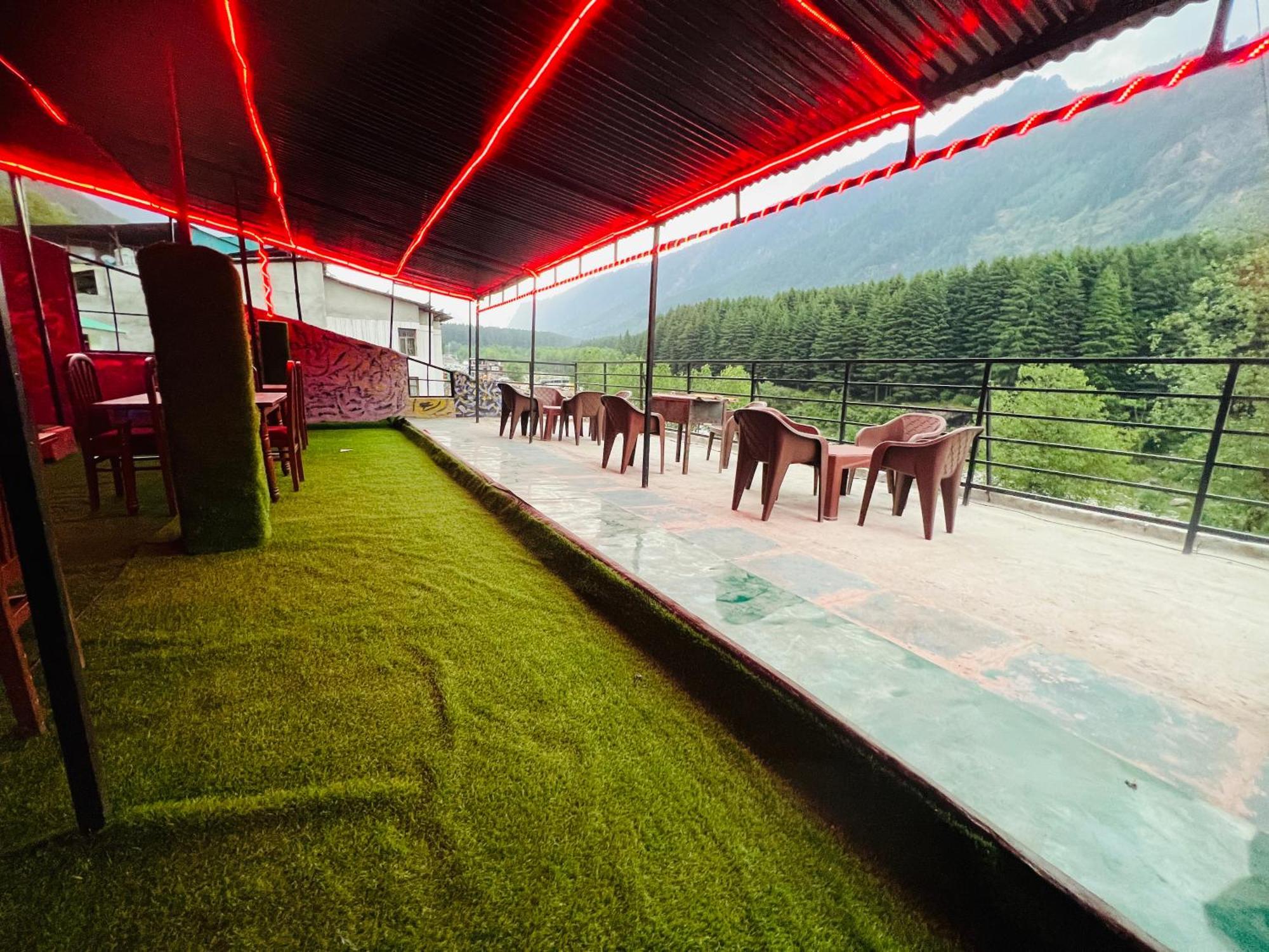 Hotel Green Link -#Near Volvo Bus Stand #Mountain View #River View #Open Terrace Manāli Eksteriør bilde