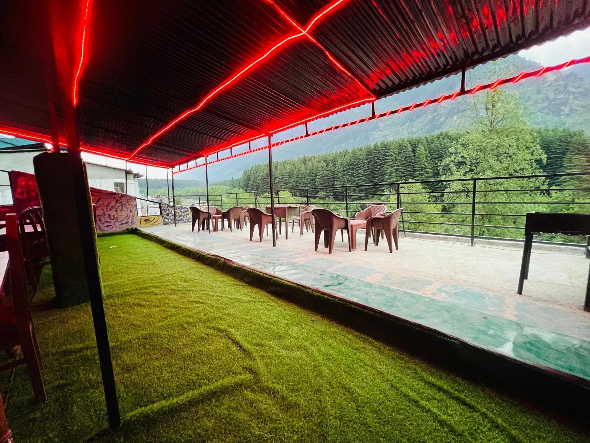 Hotel Green Link -#Near Volvo Bus Stand #Mountain View #River View #Open Terrace Manāli Eksteriør bilde